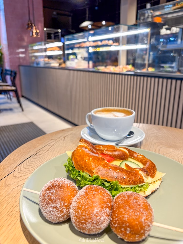 Schnelles Frühstück in Nürnberg bei Café Mua