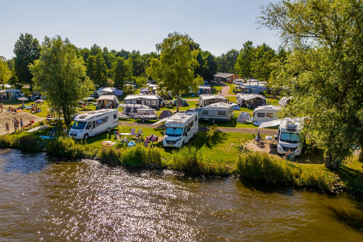 Camping zu Pfingsten 2026: Jetzt buchen oder leer ausgehen – diese Hotspots sind fast vergeben! 5 Camping zu Pfingsten 2026: Jetzt buchen oder leer ausgehen – diese Hotspots sind fast vergeben!